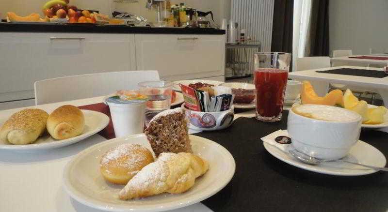 Bb 10 Serpotta - Palazzo Riolo & Restaurant Palermo Eksteriør billede
